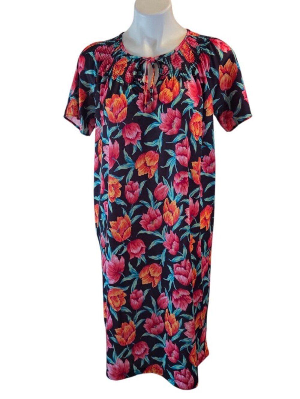 Vintage Village Fair Floral Muumuu Size Medium